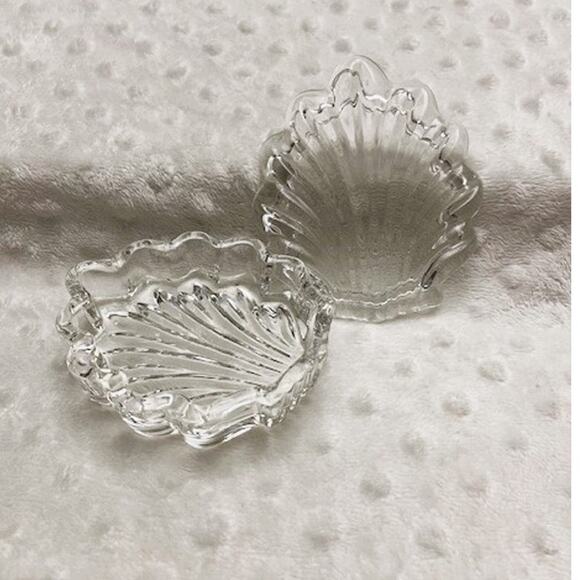 Vintage Gorham 24% Lead Crystal, Chantilly Shell Shaped, Trinket Box w/Lid - Picture 3 of 7